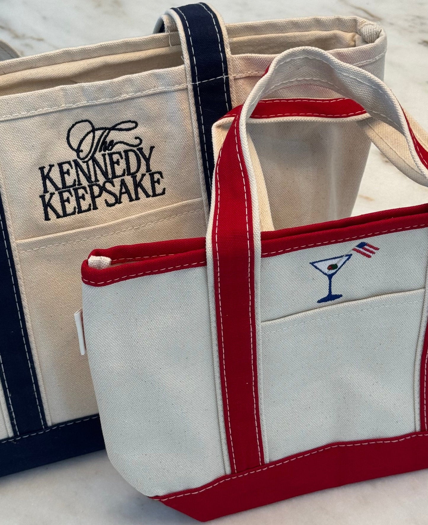 The Medium Zip Tote