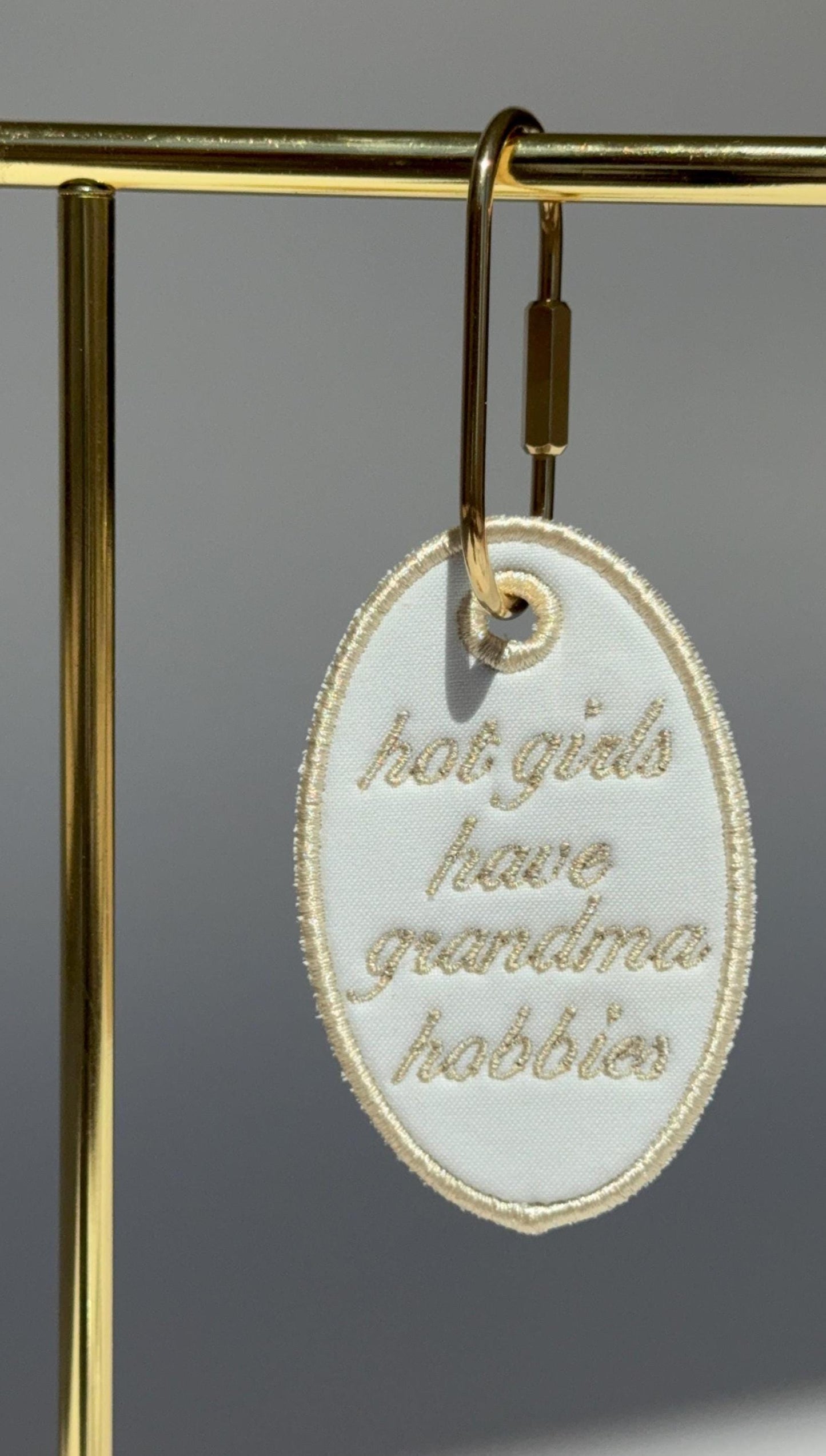 Oval Embroidered Bag Tag – Grandma Hobbies Floral Keychain Tote Accessory