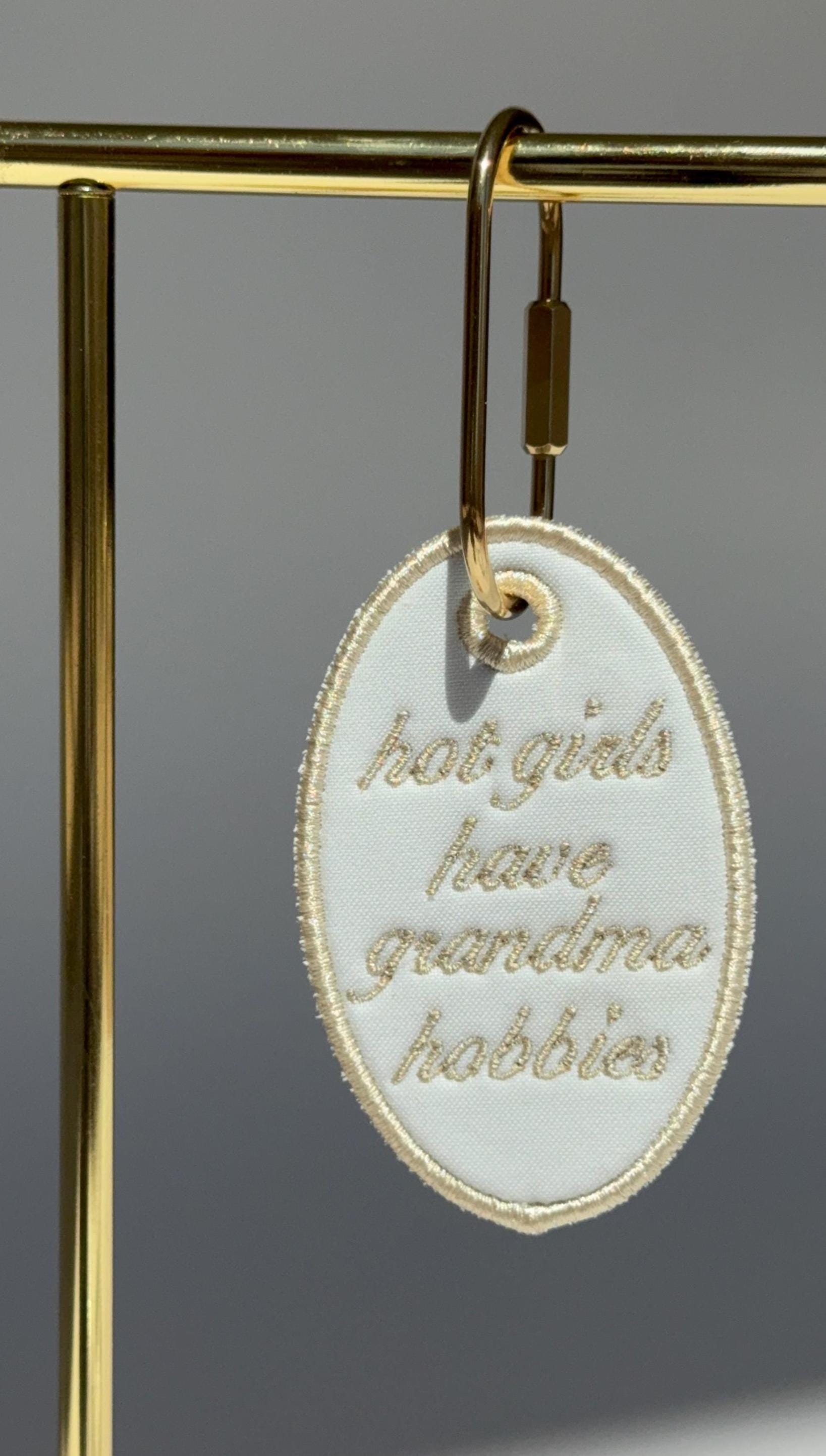 Oval Embroidered Bag Tag – Grandma Hobbies Floral Keychain Tote Accessory