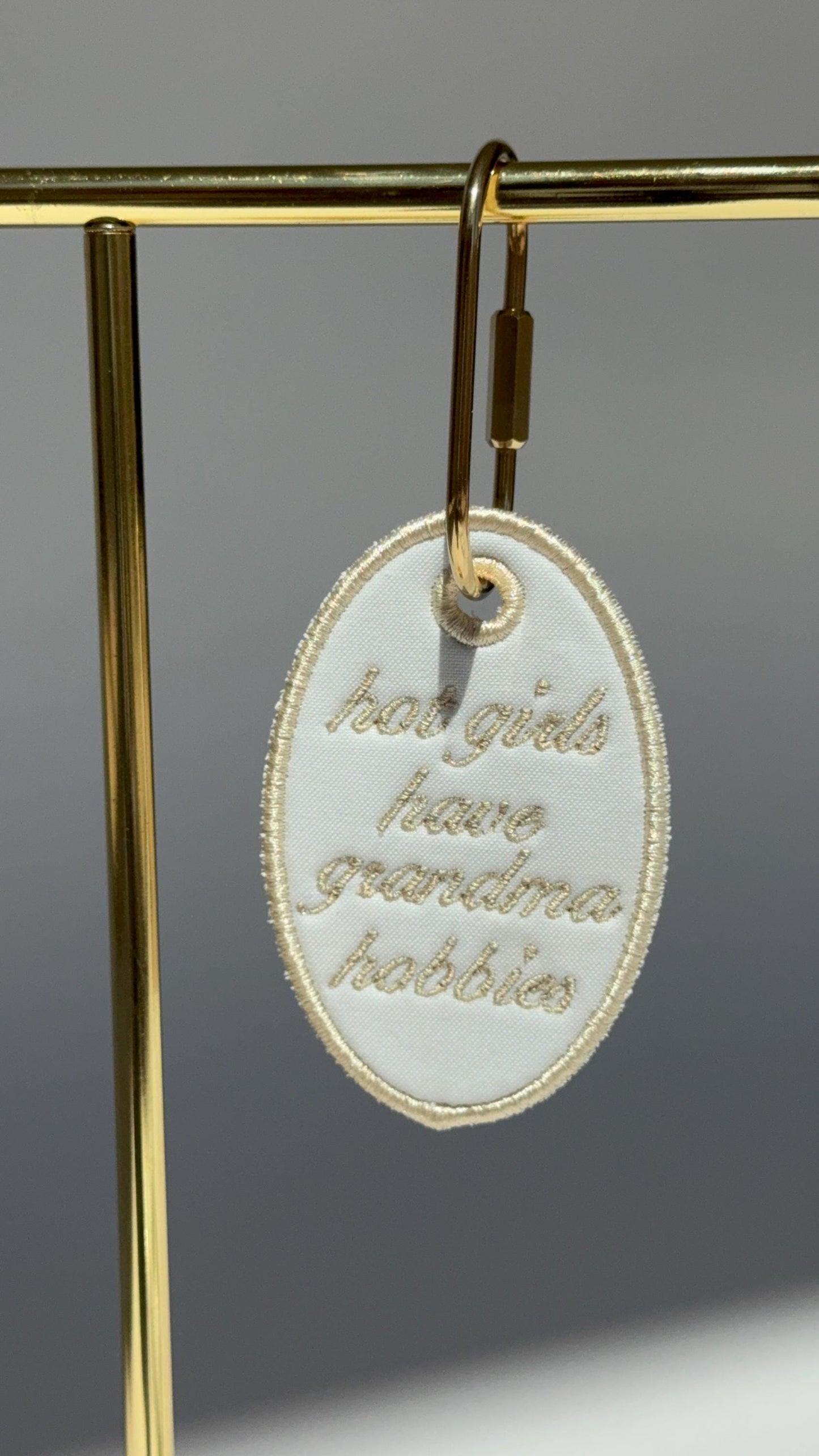 Oval Embroidered Bag Tag – Grandma Hobbies Floral Keychain Tote Accessory