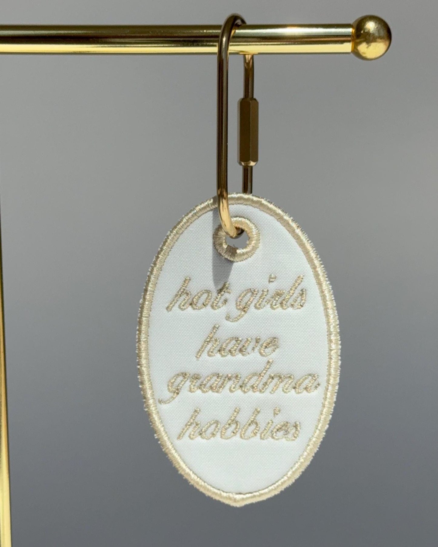 Oval Embroidered Bag Tag – Grandma Hobbies Floral Keychain Tote Accessory